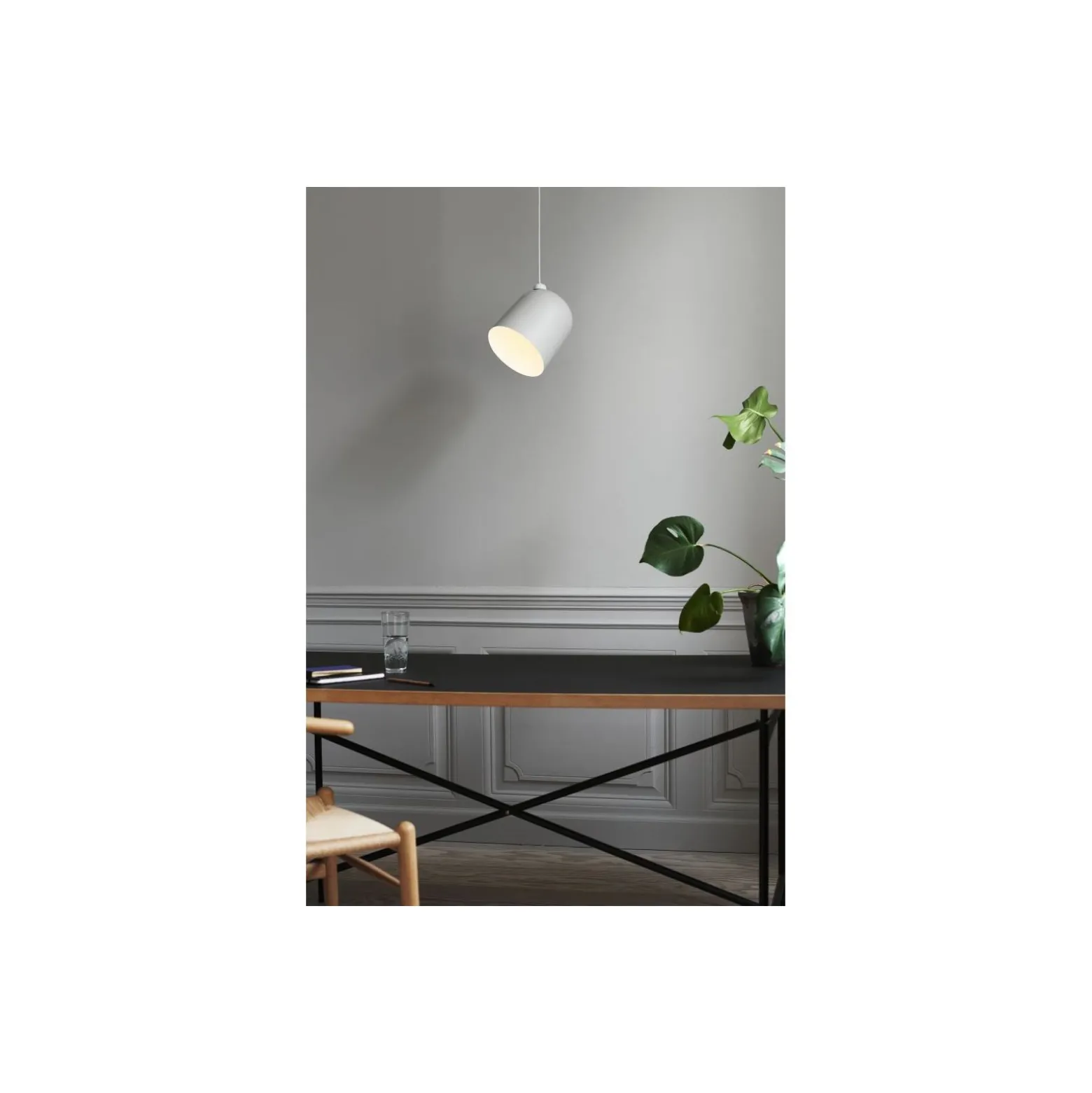 DFTP by Nordlux LED Pendellampa Angle Metall Vit | Passande för E27