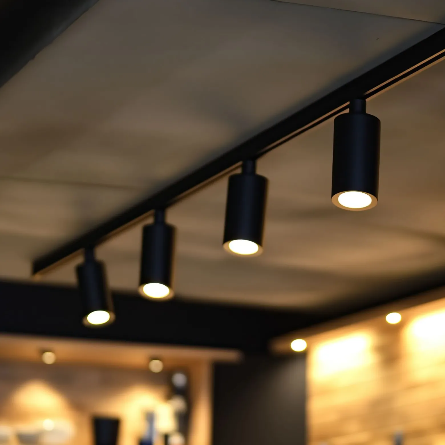 Noxion LED Spårbelysning 3-Fas Ecowhite Aluminium Svart 20W 1970lm 36D - 830 Varm Vit | UGR <19